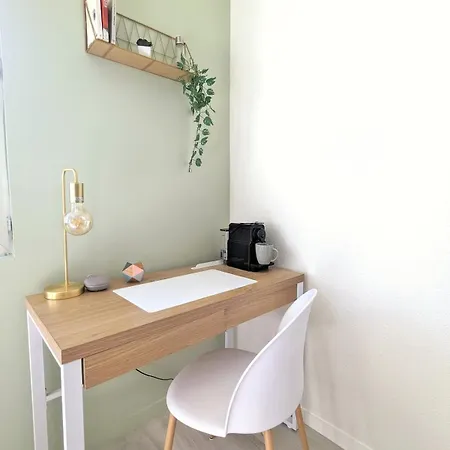 Au Calme Proche Centre Et Gare Nantes