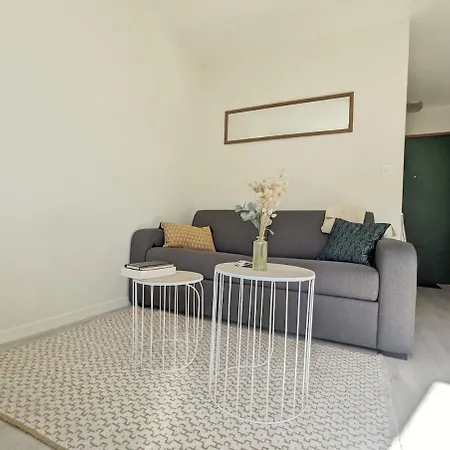 Au Calme Proche Centre Et Gare