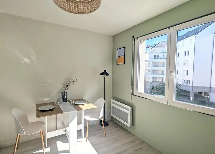 Au Calme Proche Centre Et Gare Nantes