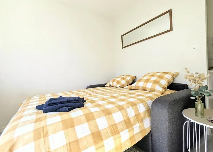 Au Calme Proche Centre Et Gare Nantes